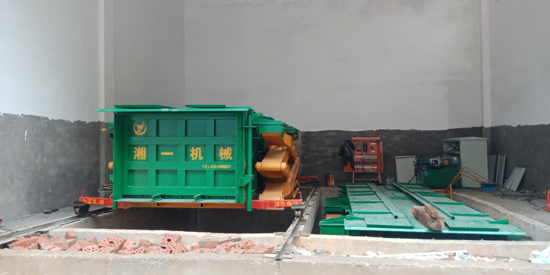 長(zhǎng)沙湘一機(jī)械有限公司,長(zhǎng)沙環(huán)衛(wèi)設(shè)備制造,長(zhǎng)沙環(huán)衛(wèi)設(shè)備銷(xiāo)售,保潔項(xiàng)目 長(zhǎng)沙湘一機(jī)械有限公司,長(zhǎng)沙環(huán)衛(wèi)設(shè)備制造,長(zhǎng)沙環(huán)衛(wèi)設(shè)備銷(xiāo)售,保潔項(xiàng)目